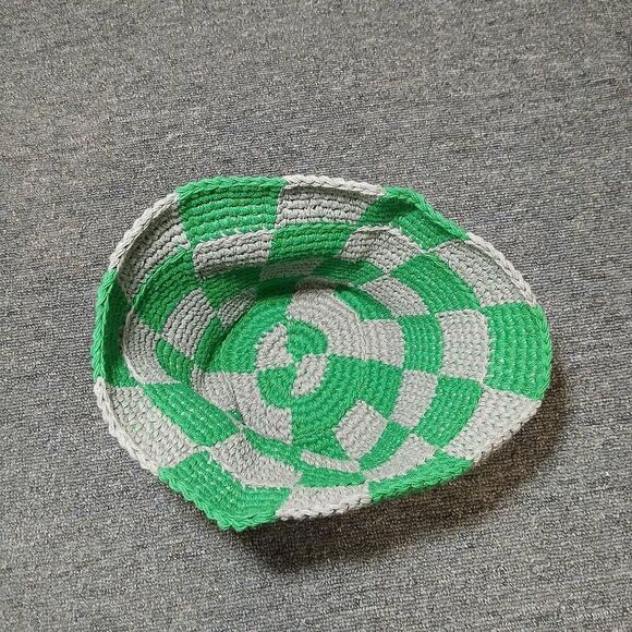 Womens hand made bucket hat emerald green crochet knit check plaid gray